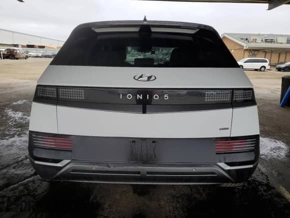 2023 Hyundai Ioniq 5 SEL с VIN KM8KNDAF4PU216825, выставлен на аукционе Copart как лот 68674955 с пробегом 22 394 миль миль и На запчасти • Non repairable. История ставок и продаж доступна на DreamBid. Изображение 6.