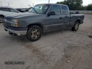 2005 Chevrolet Silverado 1500 LS z VIN 1GCEC19Z55Z220001, wystawiony jako Copart lot #80656365 z przebiegiem 279 988 mil mil oraz Szkoda całkowita • Salvage title. Historia ofert i sprzedaży dostępna na DreamBid. Obrazek 1.