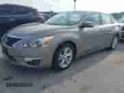 2015 Nissan Altima S с VIN 1N4AL3AP6FN878235, выставлен на аукционе IAAI как лот 42258084 с пробегом 121 612 миль миль и . История ставок и продаж доступна на DreamBid. Изображение 2.