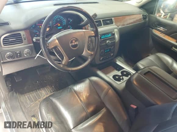 2008 GMC Sierra 1500 SLT with VIN 2GTEK19J781263152, listed as a Copart auction lot 86056065 with 189,704 mi miles and Salvage title. Bid and sale history available at DreamBid. Image 8.