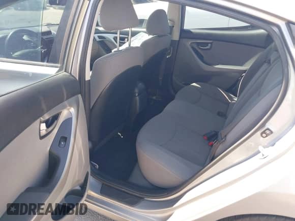 2015 Hyundai Elantra Limited с VIN KMHDH4AE7FU329464, выставлен на аукционе IAAI как лот 42548450 с пробегом 157 501 миль миль и . История ставок и продаж доступна на DreamBid. Изображение 8.