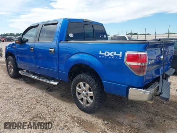 2013 Ford F-150 Lariat z VIN 1FTFW1EF9DFD64304, wystawiony jako IAAI lot #43287528 z przebiegiem 143 714 mil mil oraz . Historia ofert i sprzedaży dostępna na DreamBid. Obrazek 3.