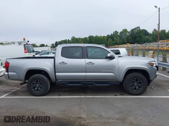 2021 Toyota Tacoma SR5 with VIN 5TFAZ5CN4MX110609, listed as a IAAI auction lot 43172655 with 36,100 mi miles and . Bid and sale history available at DreamBid. Image 13.