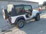 1992 Jeep Wrangler с VIN 2J4FY19P6NJ543626, выставлен на аукционе IAAI как лот 42554479 с пробегом 199 826 миль миль и . История ставок и продаж доступна на DreamBid. Изображение 4.