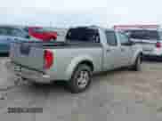 2008 Nissan Frontier SE z VIN 1N6AD09U98C427828, wystawiony jako IAAI lot #42811344 z przebiegiem 100 313 mil mil oraz . Historia ofert i sprzedaży dostępna na DreamBid. Obrazek 4.
