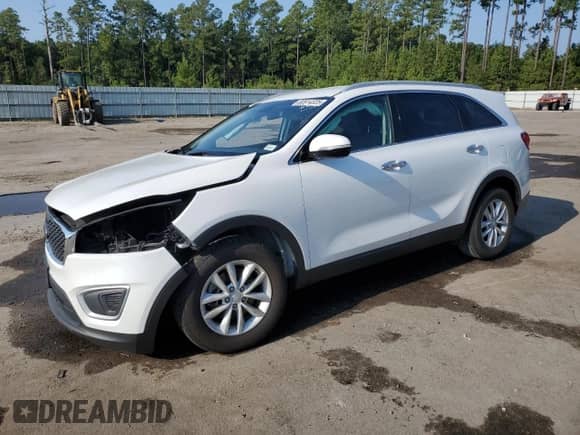 2018 Kia Sorento LX с VIN 5XYPG4A30JG386781, выставлен на аукционе Copart как лот 80914325 с пробегом 110 494 миль миль и Списание • Salvage title. История ставок и продаж доступна на DreamBid. Изображение 1.