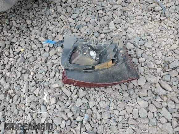 2009 Chevrolet Silverado 1500 LTZ z VIN 1GCEK39089Z199473, wystawiony jako Copart lot #65096805 z przebiegiem 265 225 mil mil oraz Szkoda całkowita • Salvage title. Historia ofert i sprzedaży dostępna na DreamBid. Obrazek 12.
