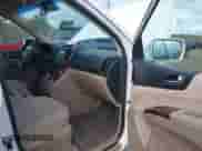 2008 Hyundai Entourage GLS с VIN KNDMC233686052123, выставлен на аукционе IAAI как лот 43429550 с пробегом 282 601 миль миль и . История ставок и продаж доступна на DreamBid. Изображение 5.