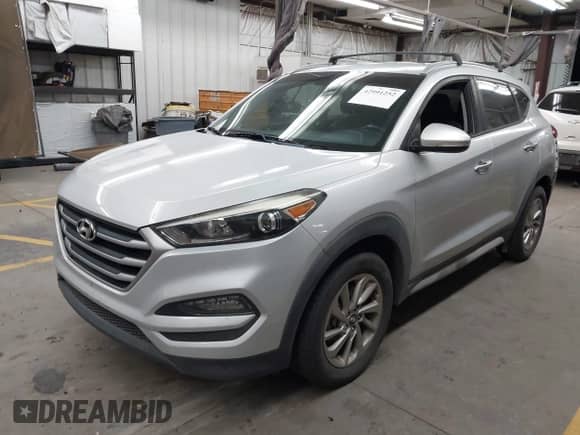 2017 Hyundai Tucson SE with VIN KM8J33A4XHU418628, listed as a IAAI auction lot 42991252 with 96,322 mi miles and . Bid and sale history available at DreamBid. Image 2.
