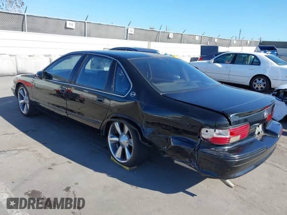 1996 Chevrolet Caprice 1SA Special Value с VIN 1G1BL52P7TR181193, выставлен на аукционе IAAI как лот 43175399 с пробегом Не указан миль и . История ставок и продаж доступна на DreamBid. Изображение 3.
