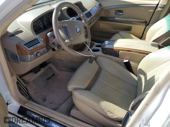 2005 BMW 7 Series 745i z VIN WBAGL63545DP76015, wystawiony jako Copart lot #58576814 z przebiegiem Nie podano mil oraz Szkoda całkowita • Salvage title. Historia ofert i sprzedaży dostępna na DreamBid. Obrazek 7.