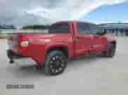 2016 Toyota Tundra SR5 с VIN 5TFDW5F14GX507580, выставлен на аукционе Copart как лот 82510725 с пробегом 128 931 миль миль и Списание • Salvage title. История ставок и продаж доступна на DreamBid. Изображение 3.