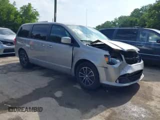 2018 Dodge Grand Caravan SE with VIN 2C4RDGBG5JR201754, listed as a IAAI auction lot 42574529 with 155,248 mi miles and . Bid and sale history available at DreamBid. Image 1.