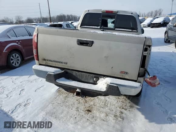 2008 Chevrolet Colorado 2LT с VIN 1GCDT13E888126903, выставлен на аукционе Copart как лот 46029885 с пробегом Не указан миль и Чистый • Clean title. История ставок и продаж доступна на DreamBid. Изображение 6.