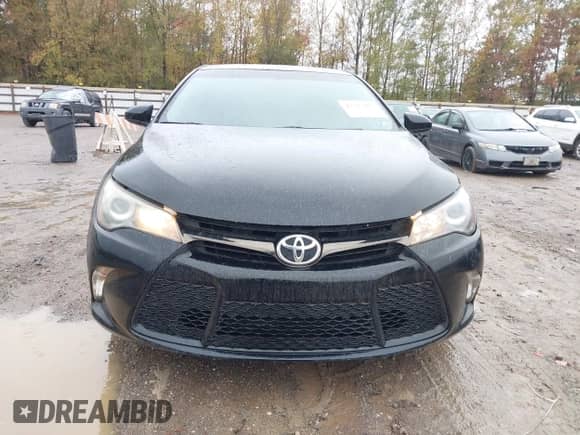 2017 Toyota Camry XLE z VIN 4T1BF1FK8HU793652, wystawiony jako IAAI lot #43517495 z przebiegiem 116 318 mil mil oraz . Historia ofert i sprzedaży dostępna na DreamBid. Obrazek 12.