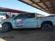 2023 Chevrolet Silverado 1500 ZR2 с VIN 3GCUDHEL1PG177864, выставлен на аукционе IAAI как лот 42454141 с пробегом Не указан миль и . История ставок и продаж доступна на DreamBid. Изображение 14.