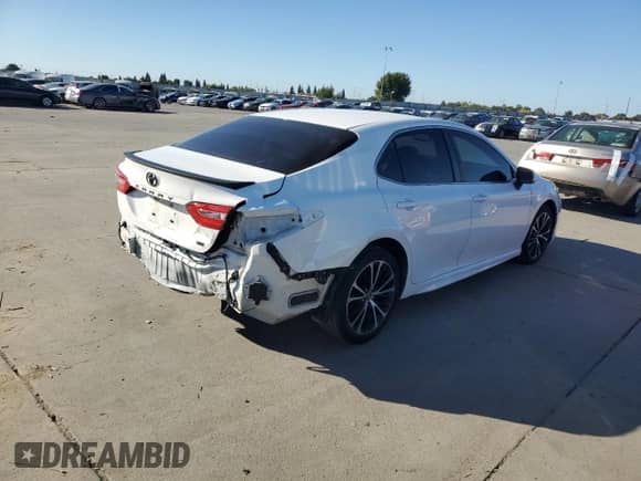 2018 Toyota Camry SE с VIN JTNB11HK3J3064126, выставлен на аукционе Copart как лот 82269945 с пробегом 88 446 миль миль и Списание • Salvage title. История ставок и продаж доступна на DreamBid. Изображение 3.