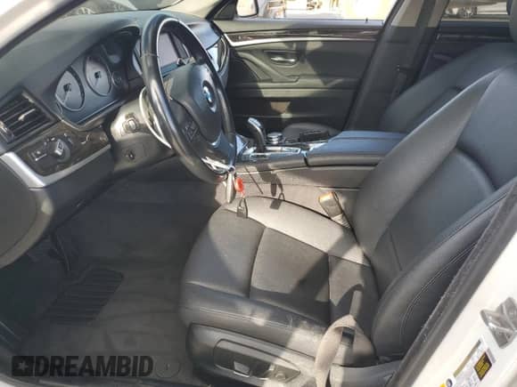 2016 BMW 5 Series 528i z VIN WBA5A5C54GG354898, wystawiony jako Copart lot #80375885 z przebiegiem 52 694 mil mil oraz Szkoda całkowita • Salvage title. Historia ofert i sprzedaży dostępna na DreamBid. Obrazek 7.