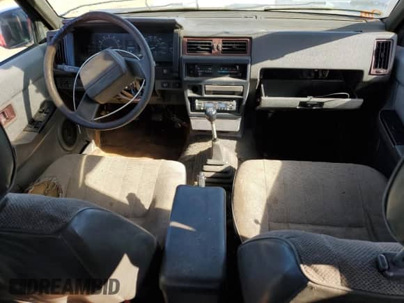 1992 Nissan Pathfinder LE с VIN JN8HD17S3NW009191, выставлен на аукционе Copart как лот 88817005 с пробегом 309 878 миль миль и Списание • Salvage title. История ставок и продаж доступна на DreamBid. Изображение 8.