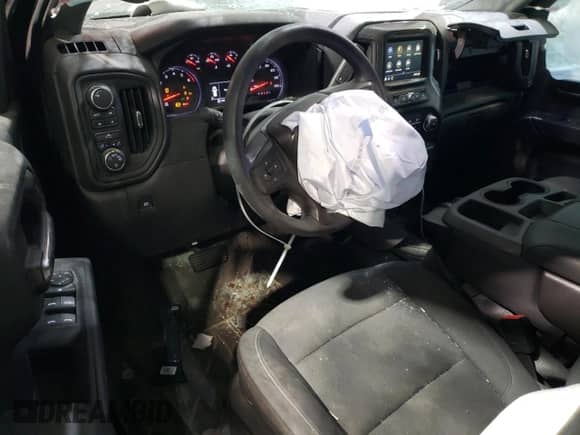 2019 Chevrolet Silverado 1500 Custom Trail Boss with VIN 3GCPYCEH7KG186125, listed as a Copart auction lot 82405034 with 67,095 mi miles and Salvage title. Bid and sale history available at DreamBid. Image 8.
