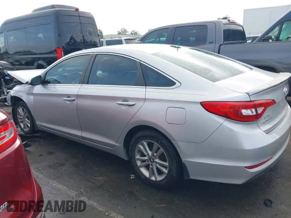 2015 Hyundai Sonata SE с VIN 5NPE24AF5FH198368, выставлен на аукционе IAAI как лот 42877008 с пробегом 117 117 миль миль и . История ставок и продаж доступна на DreamBid. Изображение 14.