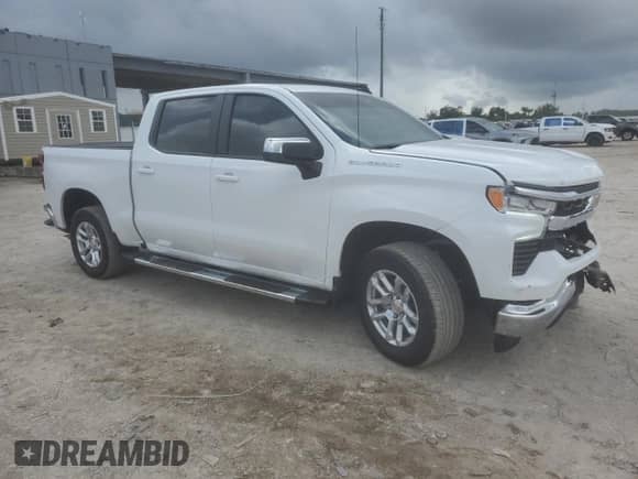 2024 Chevrolet Silverado 1500 LT with VIN 3GCPACED0RG464570, listed as a Copart auction lot 85728805 with 5,598 mi miles and Salvage title. Bid and sale history available at DreamBid. Image 4.