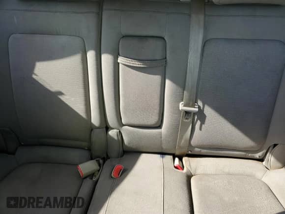 2008 Saturn VUE XE z VIN 3GSCL33P68S680929, wystawiony jako Copart lot #78702064 z przebiegiem 179 437 mil mil oraz Nie do naprawy • Non repairable. Historia ofert i sprzedaży dostępna na DreamBid. Obrazek 10.