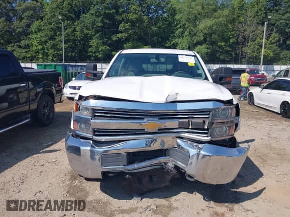 2016 Chevrolet Silverado 2500HD Work Truck с VIN 1GC1KUEG0GF116592, выставлен на аукционе IAAI как лот 42623443 с пробегом 235 302 миль миль и . История ставок и продаж доступна на DreamBid. Изображение 6.