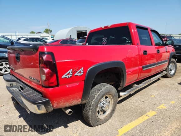 2004 Chevrolet Silverado 2500 LS z VIN 1GCGK23U34F258762, wystawiony jako Copart lot #80482765 z przebiegiem 146 647 mil mil oraz Szkoda całkowita • Salvage title. Historia ofert i sprzedaży dostępna na DreamBid. Obrazek 3.