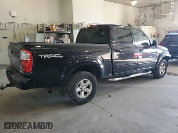 2006 Toyota Tundra Limited z VIN 5TBET38196S522104, wystawiony jako Copart lot #81801495 z przebiegiem 280 256 mil mil oraz Szkoda całkowita • Salvage title. Historia ofert i sprzedaży dostępna na DreamBid. Obrazek 3.