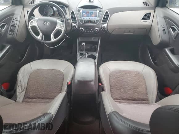 2012 Hyundai Tucson GLS with VIN KM8JU3AC4CU417276, listed as a Copart auction lot 81902285 with 164,506 mi miles and Clean title. Bid and sale history available at DreamBid. Image 8.