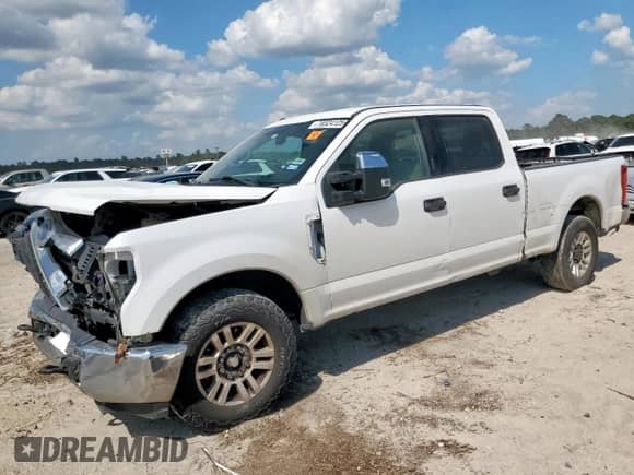 2018 Ford F-250 XL with VIN 1FT7W2A63JEB38924, listed as a Copart auction lot 70324125 with Not provided miles and Salvage title. Bid and sale history available at DreamBid. Image 1.