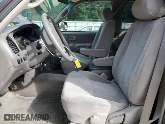 2002 Toyota Tundra SR5 z VIN 5TBRT34152S308664, wystawiony jako Copart lot #84883185 z przebiegiem 126 359 mil mil oraz Szkoda całkowita • Salvage title. Historia ofert i sprzedaży dostępna na DreamBid. Obrazek 7.