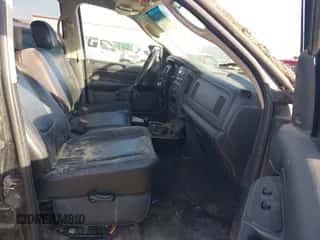 2003 Dodge 2500 ST с VIN 3D7KU28W23G734226, выставлен на аукционе IAAI как лот 43507066 с пробегом 211 853 миль миль и . История ставок и продаж доступна на DreamBid. Изображение 5.