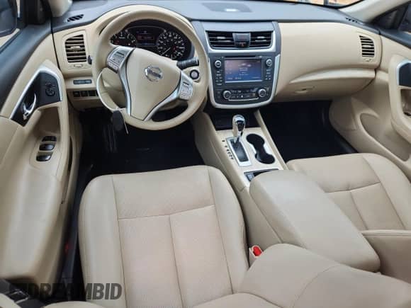 2016 Nissan Altima SR with VIN 1N4AL3AP9GC194745, listed as a Copart auction lot 82051095 with 57,656 mi miles and Salvage title. Bid and sale history available at DreamBid. Image 8.