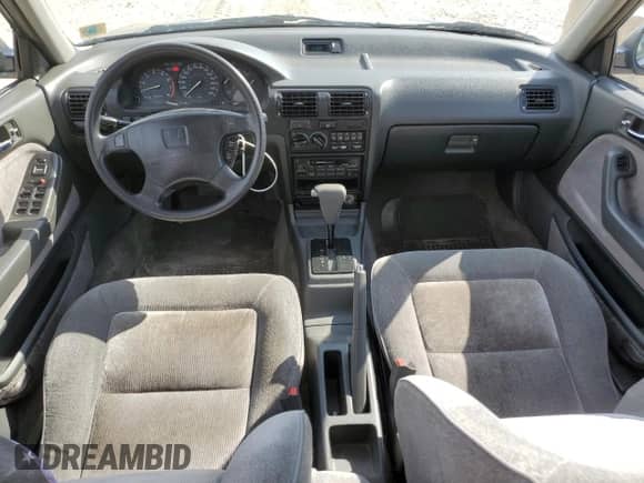 1992 Honda Accord с VIN 1HGCB9873NA009890, выставлен на аукционе Copart как лот 85316135 с пробегом 187 583 миль миль и Чистый • Clean title. История ставок и продаж доступна на DreamBid. Изображение 8.