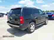 2008 Chevrolet Tahoe 3LT с VIN 1GNFC13058R240307, выставлен на аукционе IAAI как лот 42233581 с пробегом 243 815 миль миль и . История ставок и продаж доступна на DreamBid. Изображение 4.