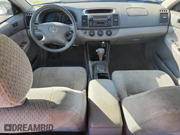 2002 Toyota Camry LE with VIN JTDBE32K220023762, listed as a Copart auction lot 85343375 with 242,626 mi miles and Non repairable. Bid and sale history available at DreamBid. Image 8.