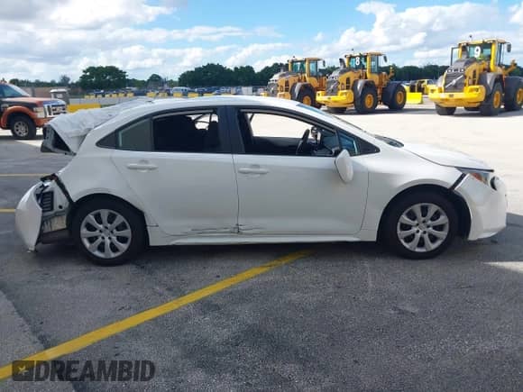 2024 Toyota Corolla LE z VIN 5YFB4MDE9RP194489, wystawiony jako IAAI lot #42632028 z przebiegiem 22 737 mil mil oraz . Historia ofert i sprzedaży dostępna na DreamBid. Obrazek 13.