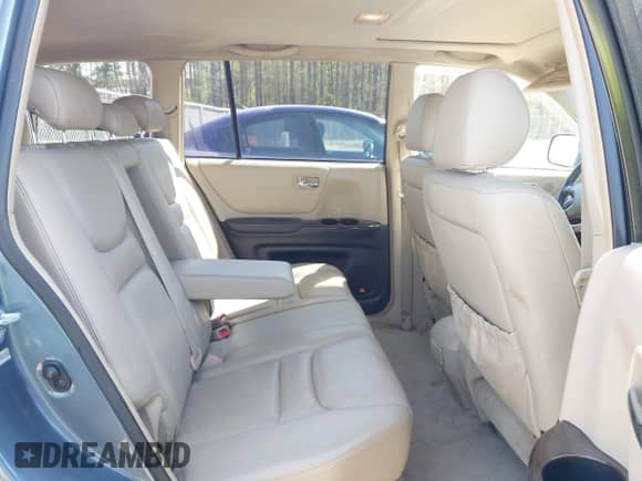 2003 Toyota Highlander с VIN JTEGF21A930074338, выставлен на аукционе IAAI как лот 41930358 с пробегом 224 445 миль миль и . История ставок и продаж доступна на DreamBid. Изображение 8.