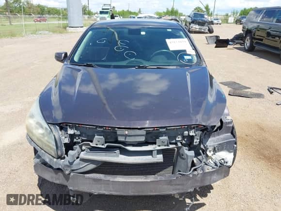 2015 Chevrolet Malibu LT z VIN 1G11C5SL1FF203669, wystawiony jako IAAI lot #43173679 z przebiegiem 172 863 mil mil oraz . Historia ofert i sprzedaży dostępna na DreamBid. Obrazek 13.