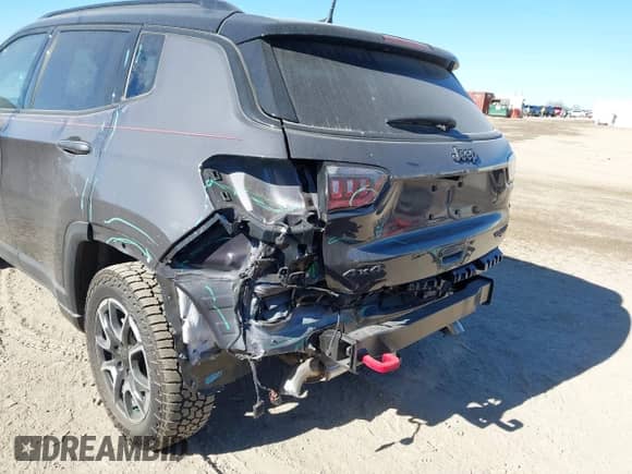 2024 Jeep Compass Trailhawk с VIN 3C4NJDDN4RT135384, выставлен на аукционе IAAI как лот 41251948 с пробегом 6 981 миль миль и . История ставок и продаж доступна на DreamBid. Изображение 6.