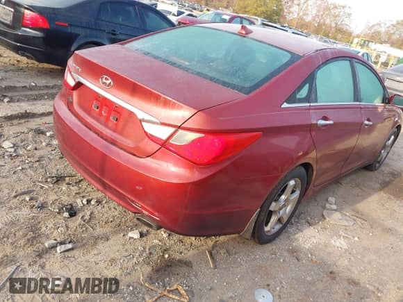 2012 Hyundai Sonata Limited с VIN 5NPEC4AC1CH391650, выставлен на аукционе IAAI как лот 40964825 с пробегом 82 429 миль миль и . История ставок и продаж доступна на DreamBid. Изображение 4.