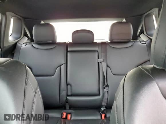 2024 Jeep Compass Latitude Lux с VIN 3C4NJDFN4RT149931, выставлен на аукционе Copart как лот 65583405 с пробегом 3 204 миль миль и Списание • Salvage title. История ставок и продаж доступна на DreamBid. Изображение 10.