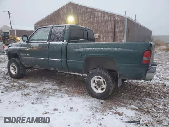 2001 Dodge 2500 with VIN 1B7KF23W31J592363, listed as a Copart auction lot 83013194 with 237,338 mi miles and Clean title. Bid and sale history available at DreamBid. Image 2.