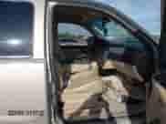 2008 Chevrolet Suburban 3LT с VIN 1GNFC16J28J230577, выставлен на аукционе IAAI как лот 42323123 с пробегом Не указан миль и . История ставок и продаж доступна на DreamBid. Изображение 5.