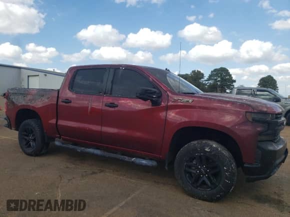 2021 Chevrolet Silverado 1500 LT Trail Boss with VIN 1GCPYFEL2MZ386824, listed as a Copart auction lot 76760034 with 70,008 mi miles and Salvage title. Bid and sale history available at DreamBid. Image 4.