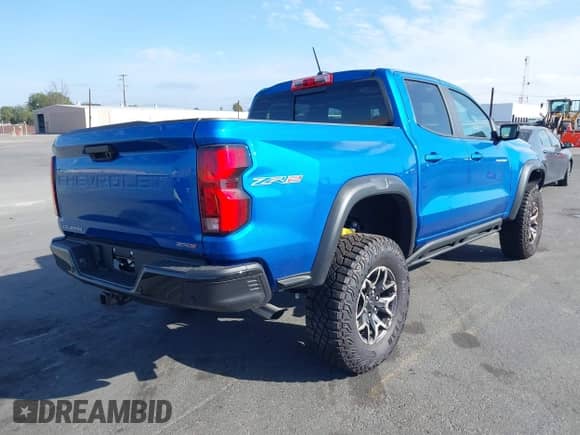 2024 Chevrolet Colorado 4WD ZR2 с VIN 1GCPTFEK4R1247340, выставлен на аукционе IAAI как лот 41690407 с пробегом 3 421 миль миль и . История ставок и продаж доступна на DreamBid. Изображение 4.
