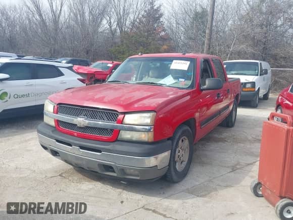 2005 Chevrolet Silverado 1500 LS z VIN 2GCEC13T751350147, wystawiony jako IAAI lot #41425291 z przebiegiem 255 097 mil mil oraz . Historia ofert i sprzedaży dostępna na DreamBid. Obrazek 2.