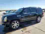2009 Cadillac Escalade с VIN 1GYFC43519R158673, выставлен на аукционе Copart как лот 80219544 с пробегом 130 836 миль миль и Списание • Salvage title. История ставок и продаж доступна на DreamBid. Изображение 1.